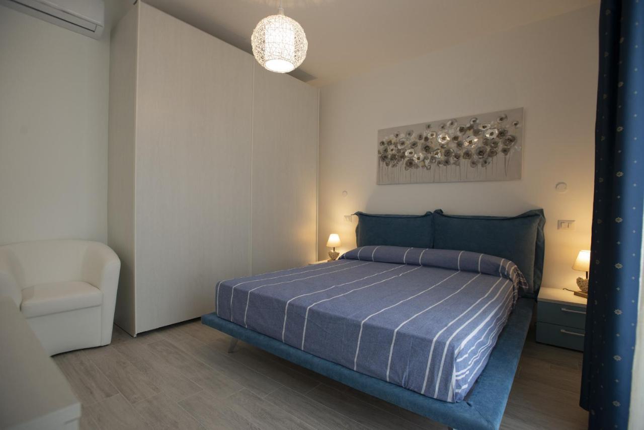 Appartamento Roberto House Fertilia Extérieur photo
